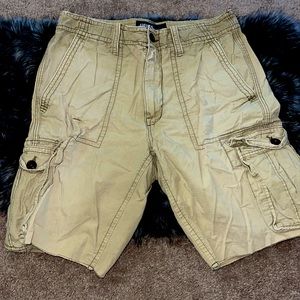 Men’s distressed cargo shorts